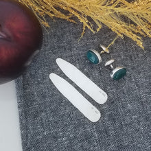 Load image into Gallery viewer, Oval Green Onyx Cuff Links
