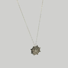 Load image into Gallery viewer, Starburst Necklace