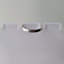 Load image into Gallery viewer, Hammered Ring Band