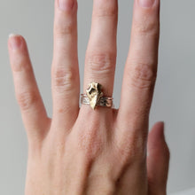 Load image into Gallery viewer, Petite Arrowhead Ring