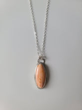 Load image into Gallery viewer, Spiny Oyster Shell Necklace