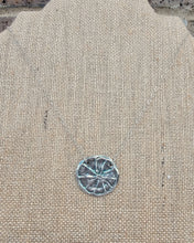Load image into Gallery viewer, Lemon Slice Necklace