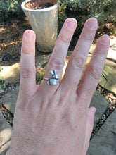 Load image into Gallery viewer, Rabbit Ring