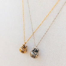 Load image into Gallery viewer, Pumpkin Necklace