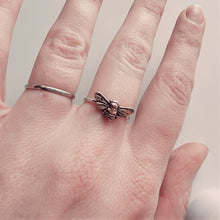 Load image into Gallery viewer, Honey Bee Ring