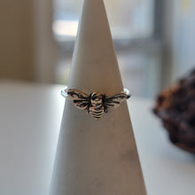 Load image into Gallery viewer, Honey Bee Ring