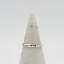 Load image into Gallery viewer, Hammered Ring Band