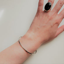 Load image into Gallery viewer, Hammered Bangles