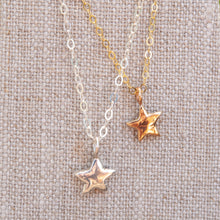 Load image into Gallery viewer, Tiny Star Necklace