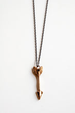 Load image into Gallery viewer, Arrow Necklace
