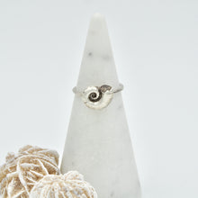 Load image into Gallery viewer, Nautilus Ring