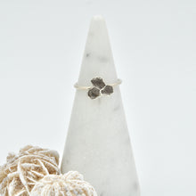 Load image into Gallery viewer, Honeycomb Ring