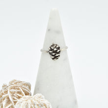 Load image into Gallery viewer, Tiny Pine Cone Ring