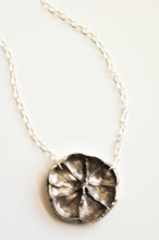 Load image into Gallery viewer, Lemon Slice Necklace