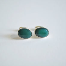 Load image into Gallery viewer, Oval Green Onyx Cuff Links