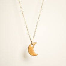 Load image into Gallery viewer, Crescent Moon Necklace