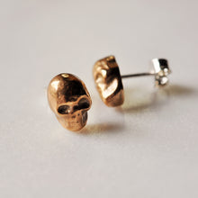 Load image into Gallery viewer, Tiny Skull Studs