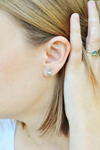 Load image into Gallery viewer, Pineapple Studs