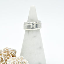 Load image into Gallery viewer, Folded Silver Ring - Size 6