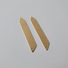 Load image into Gallery viewer, Brass Collar Stays
