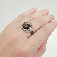 Load image into Gallery viewer, Faceted Labradorite Ring - Size 8
