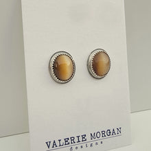 Load image into Gallery viewer, Yellow/Brown Catseye Stud Earrings
