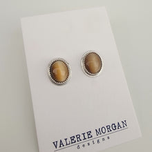 Load image into Gallery viewer, Yellow/Brown Catseye Stud Earrings
