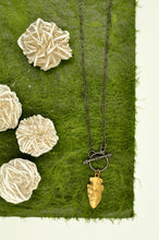 Load image into Gallery viewer, Edgy Arrowhead Necklace
