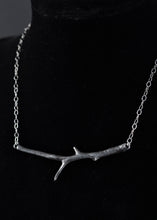Load image into Gallery viewer, Horizontal Twig Necklace
