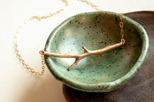 Load image into Gallery viewer, Horizontal Twig Necklace
