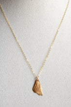 Load image into Gallery viewer, Butterfly Wing Necklace

