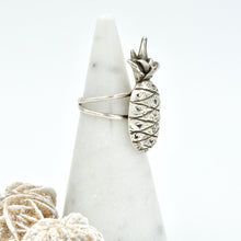 Load image into Gallery viewer, Large Pineapple Ring
