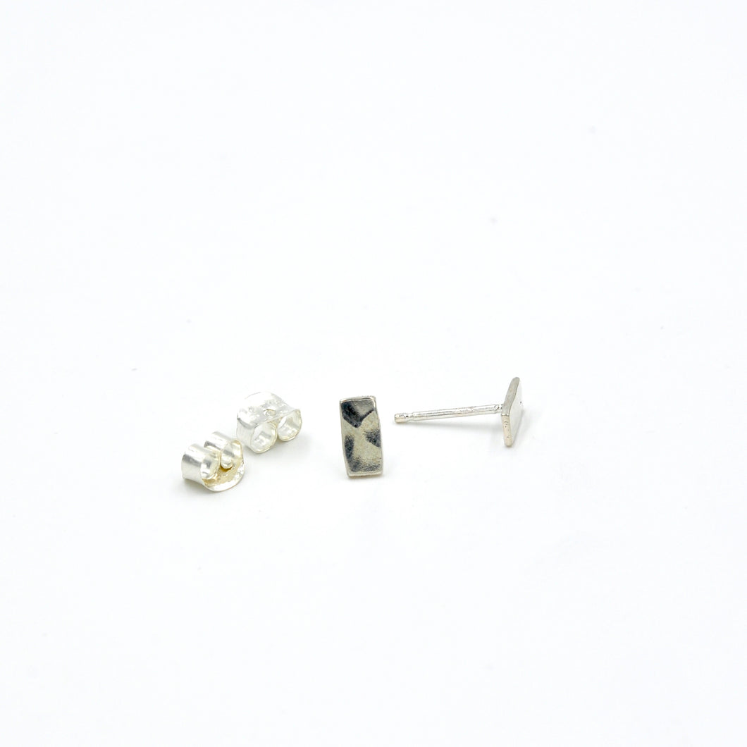 Hammered Bar Studs