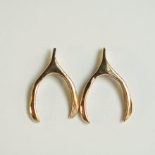 Load image into Gallery viewer, Wishbone Stud Earrings
