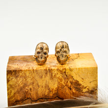Load image into Gallery viewer, Skull Cuff Links
