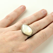 Load image into Gallery viewer, Large Mother of Pearl Statement Ring - Size 8
