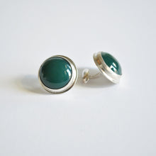 Load image into Gallery viewer, Round Green Onyx and Sterling Cuff Links
