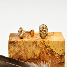 Load image into Gallery viewer, Skull Cuff Links
