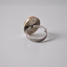 Load image into Gallery viewer, Mixed Metal Chalcedony Ring - Size 7
