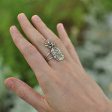 Load image into Gallery viewer, Large Pineapple Ring
