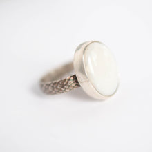 Load image into Gallery viewer, Oval White Quartz Ring - Size 6

