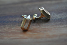 Load image into Gallery viewer, Double Terminated Point Cuff Links

