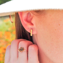 Load image into Gallery viewer, Short Bar Stud Earrings
