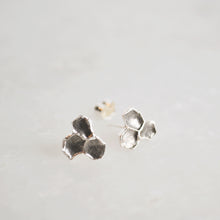 Load image into Gallery viewer, Honeycomb Stud earrings
